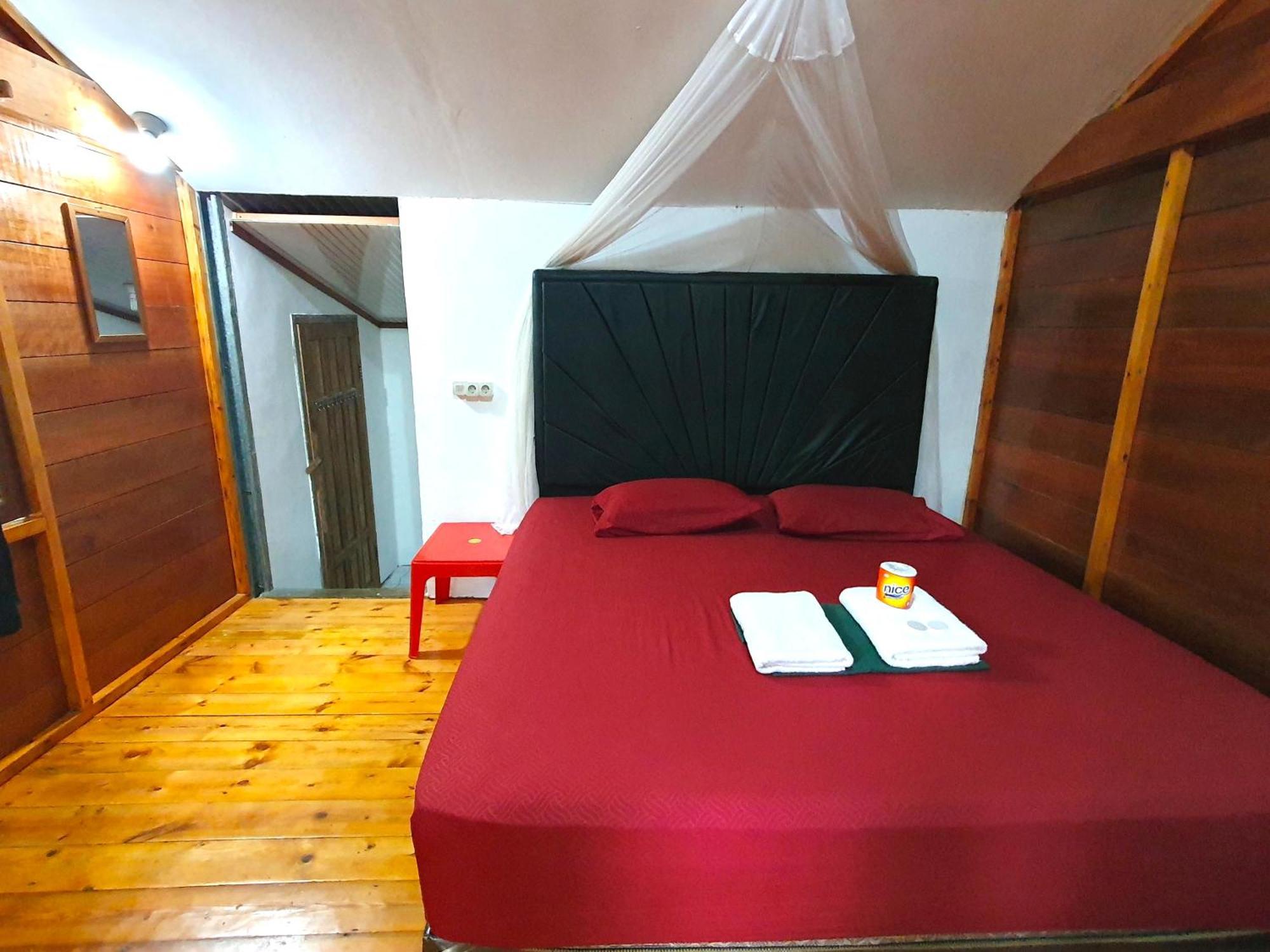 Santi Garden Bungalows Iboih Экстерьер фото